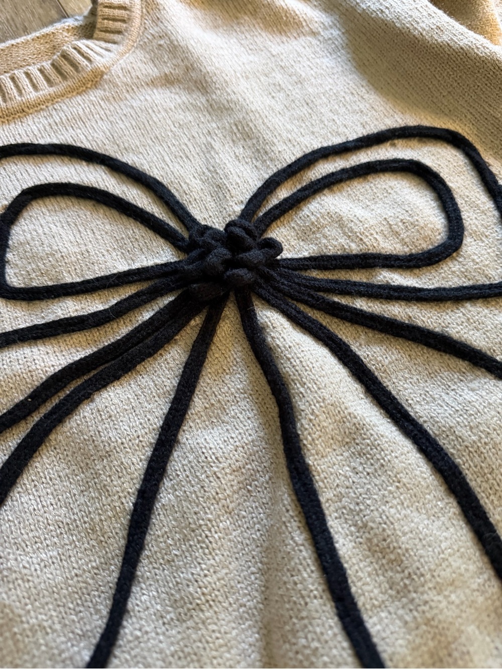 (NWT) CupShe Women’s Bow Knit Sweater — SIZE MEDIUM - Picture 4 of 10